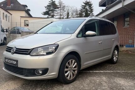 VW Touran 121.900 km 10.950 &euro; Peine 31226