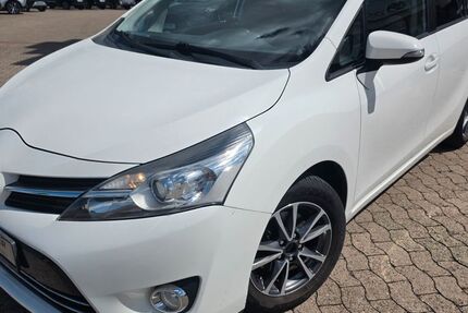 Toyota Verso 161.800 km 7.990 &euro; Hildesheim 31137
