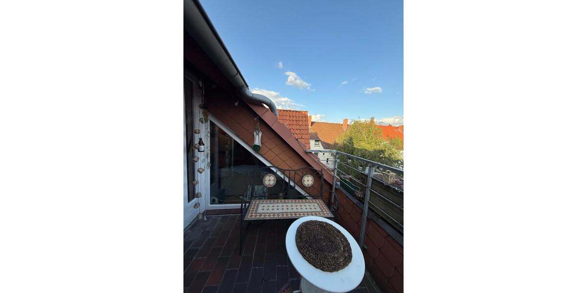 Dachgeschoßwohnung Hannover Linden-Limmer - 2 Zimmer, 70 m&sup2;, 950&euro; | Angebot:25820576