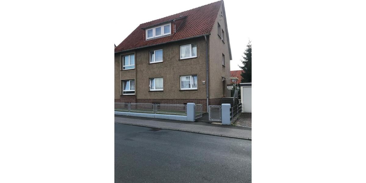 Etagenwohnung Delligsen - 3 Zimmer, 91 m&sup2;, 750&euro; | Angebot:25869760