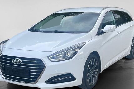 Hyundai i40 142.000 km 6.990 &euro; Salzgitter 38229