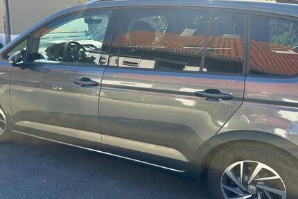 VW Touran 99.600 km 18.900 &euro; Sarstedt 31157