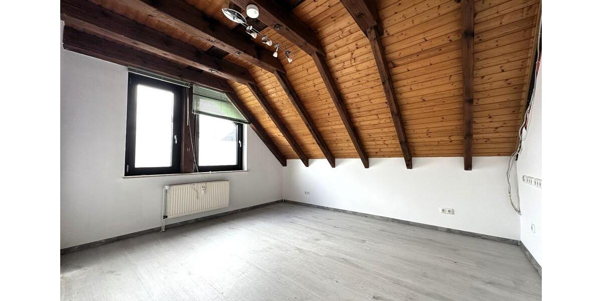 Maisonettenwohnung Hildesheim Itzum-Marienburg - 4 Zimmer, 105 m&sup2;, 1.100&euro; | Angebot:25921167