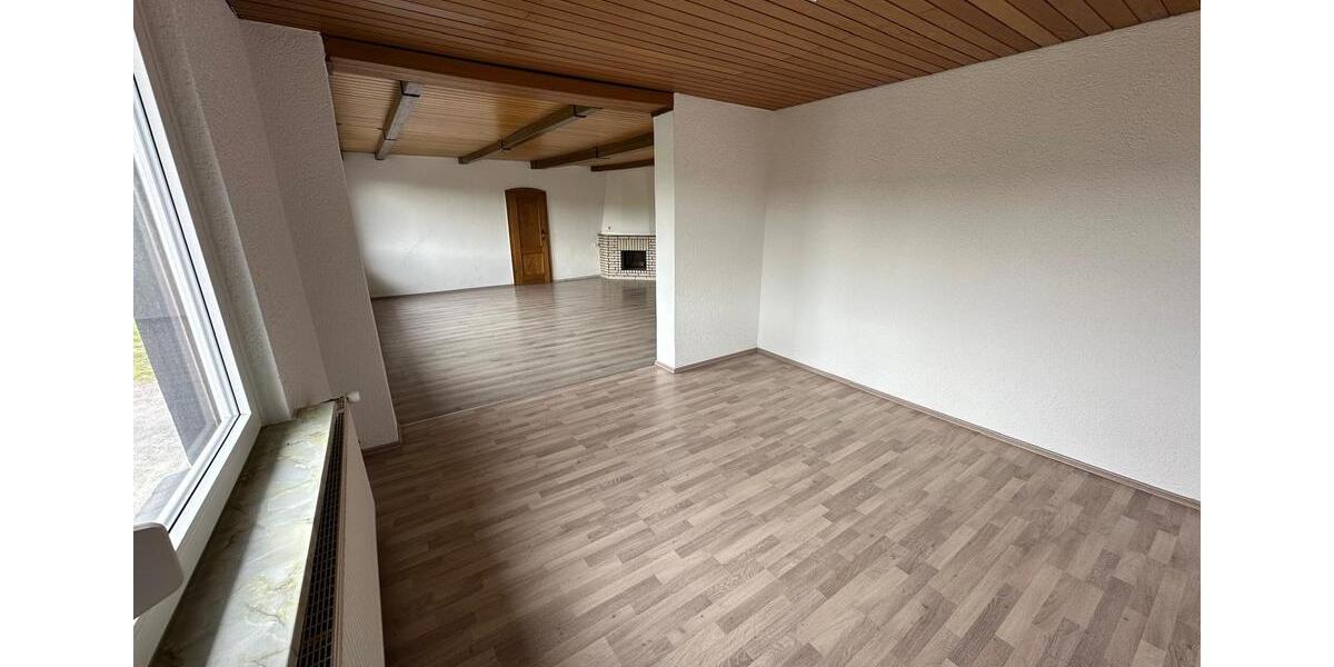 Etagenwohnung Hildesheim Oststadt/Stadtfeld - 6 Zimmer, 180 m&sup2;, 1.190&euro; | Angebot:24587675
