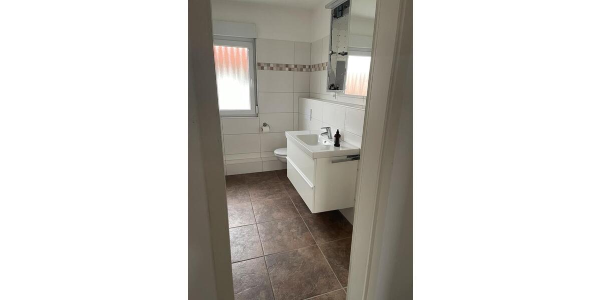 Etagenwohnung Lengede - 6 Zimmer, 120 m&sup2;, 1.440&euro; | Angebot:25887202