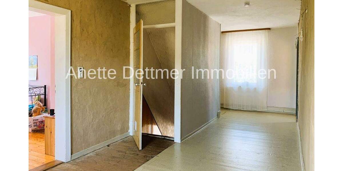 Einfamilienhaus Delligsen / Varrigsen Varrigsen - 7 Zimmer, 215 m&sup2;, 98.000&euro; | Angebot:25695289