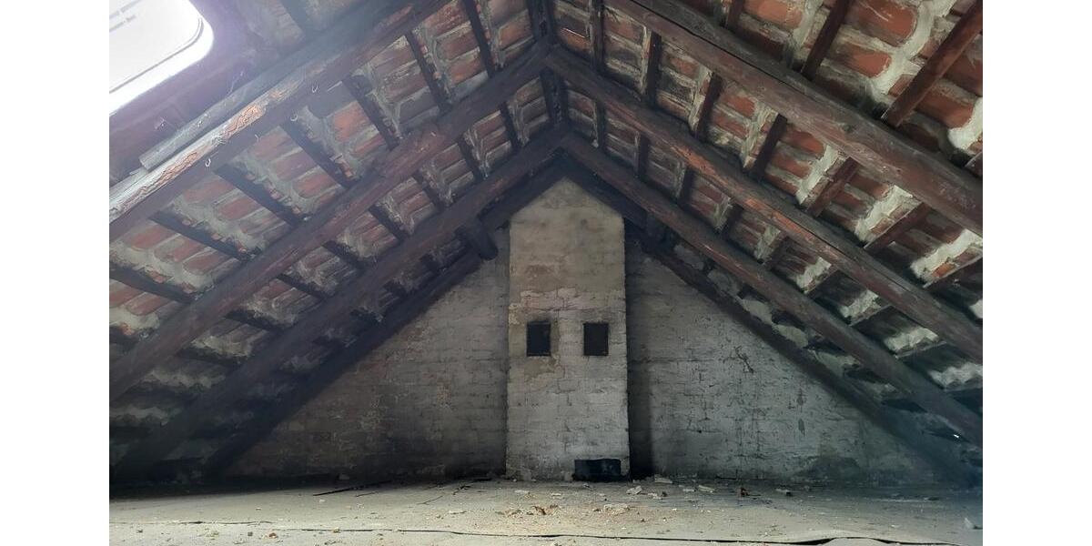 Einfamilienhaus Hildesheim Himmelsthür - 9 Zimmer, 195 m&sup2;, 175.000&euro; | Angebot:26689251