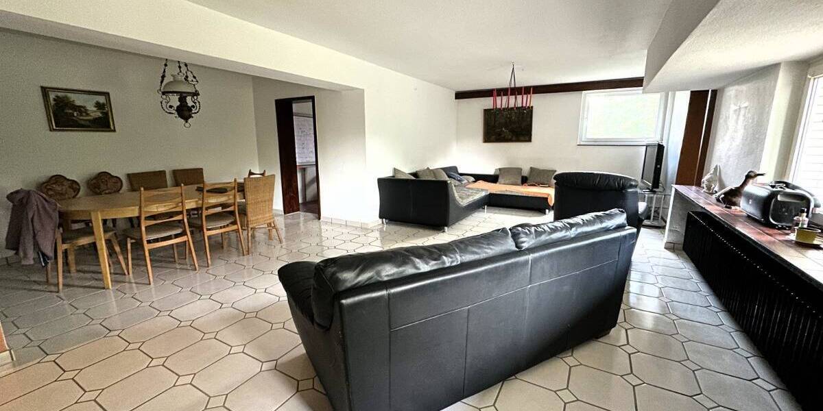 Einfamilienhaus Bad Salzdetfurth Wesseln - 7 Zimmer, 280 m&sup2;, 399.000&euro; | Angebot:25734423