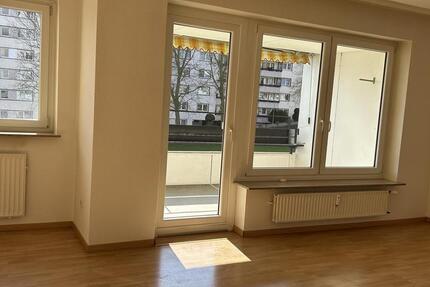 Wohnung Hildesheim Bockfeld - 2 Zimmer, 72 m&sup2;, 620&euro; | Angebot:25841550