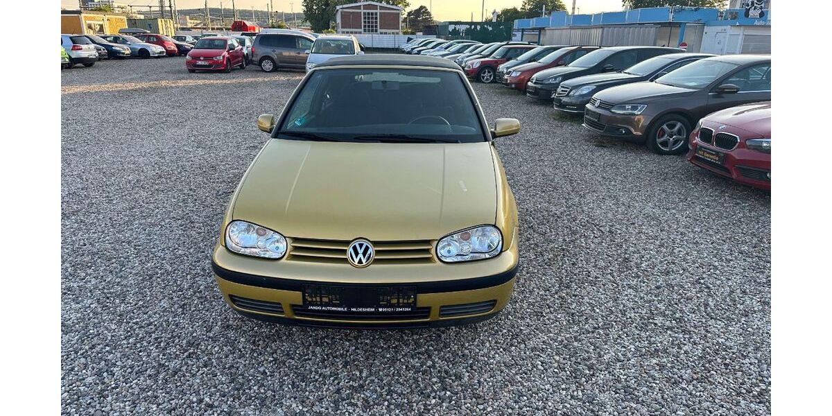 VW Golf 102.786 km 3.000 &euro; Hildesheim 31137