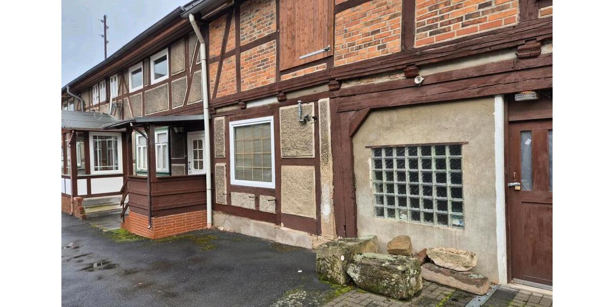 Bauernhaus, Landhaus Haverlah - 14 Zimmer, 330 m&sup2;, 153.000&euro; | Angebot:25406786