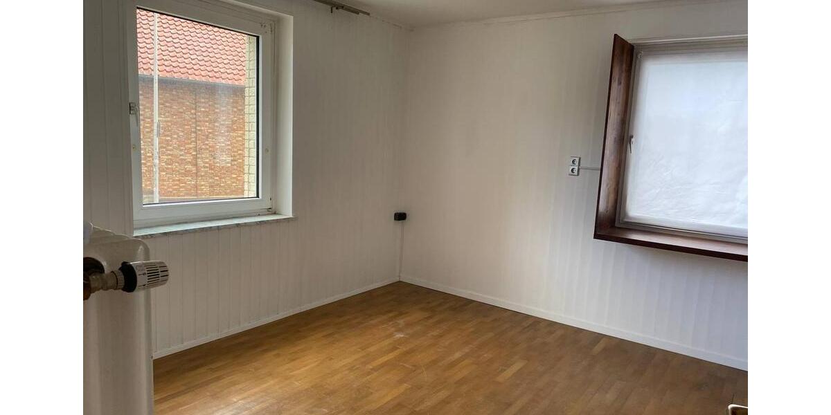Erdgeschoßwohnung Hildesheim Oststadt/Stadtfeld - 3.5 Zimmer, 92 m&sup2;, 850&euro; | Angebot:25311423