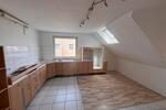 Dachgeschoßwohnung Gronau (Leine) - 4 Zimmer, 113 m&sup2;, 900&euro; | Angebot:26035335