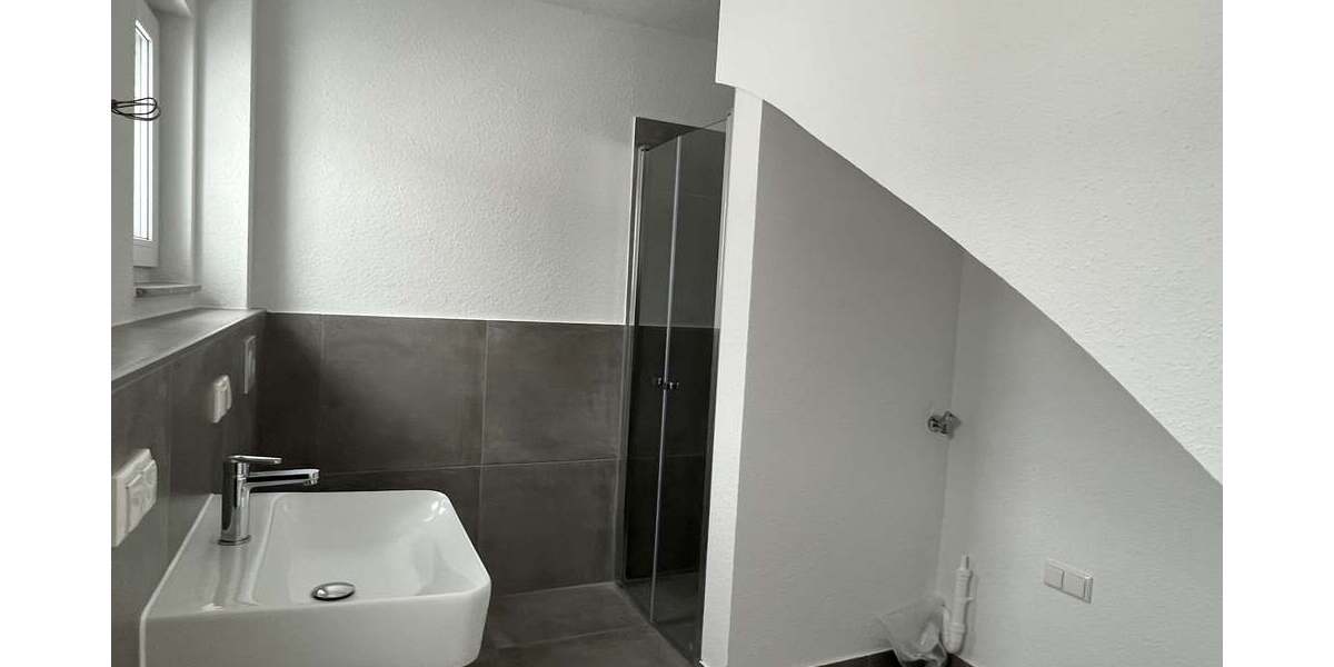 Modernes Wohnen auf zwei Ebenen - Etagenwohnung Hildesheim Sorsum | Angebot:24796373