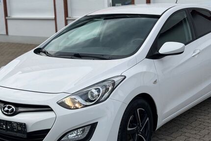 Hyundai i30 115.600 km 7.390 &euro; Salzgitter 38229