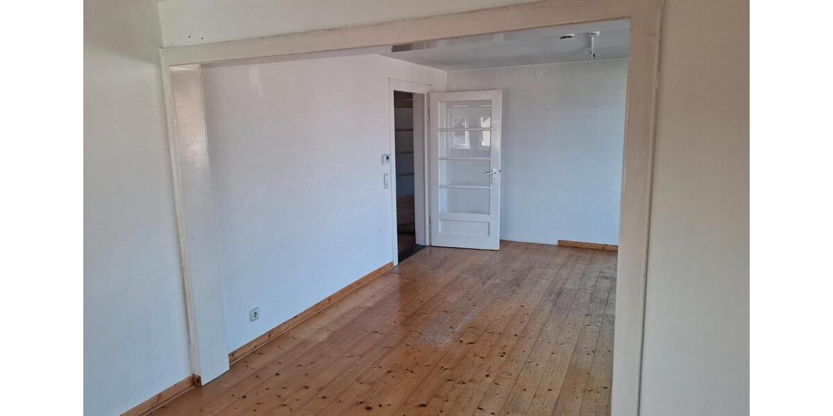 Dachgeschoßwohnung Hannover Döhren-Wülfel - 3 Zimmer, 77 m&sup2;, 285.000&euro; | Angebot:26693278