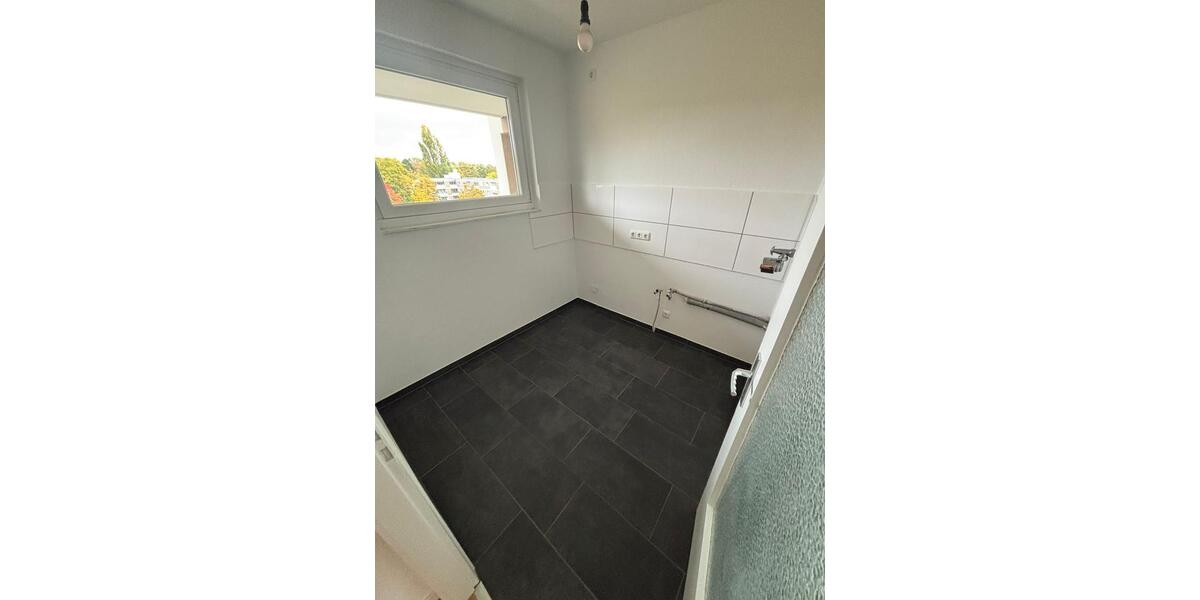 Etagenwohnung Laatzen - 3 Zimmer, 77 m&sup2;, 616&euro; | Angebot:25079795