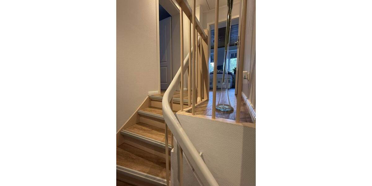 Mehrfamilienhaus, Wohnhaus Sehnde - 8 Zimmer, 185 m&sup2;, 670.000&euro; | Angebot:25770681