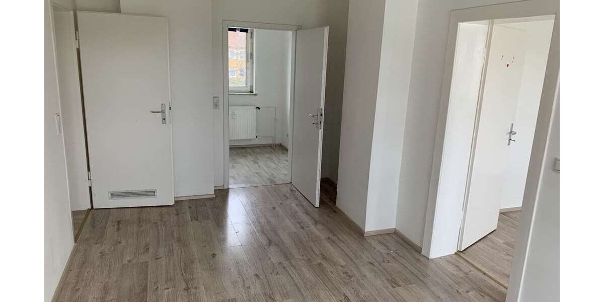Etagenwohnung Salzgitter Lebenstedt - 4 Zimmer, 59 m&sup2;, 348&euro; | Angebot:25795189