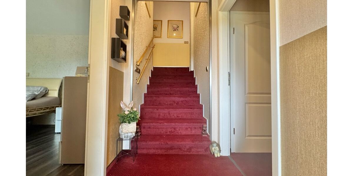 Stilvoll wohnen mit Weitblick - Einfamilienhaus Baddeckenstedt | Angebot:23816691