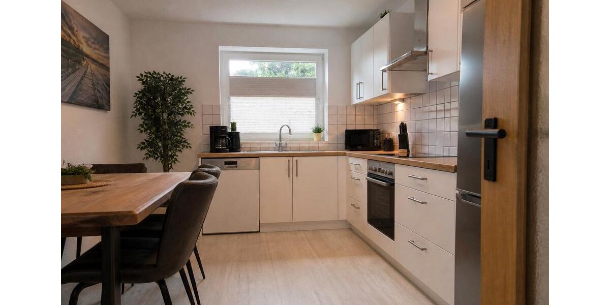 Etagenwohnung Bockenem - 5 Zimmer, 120 m&sup2;, 1.000&euro; | Angebot:26448345