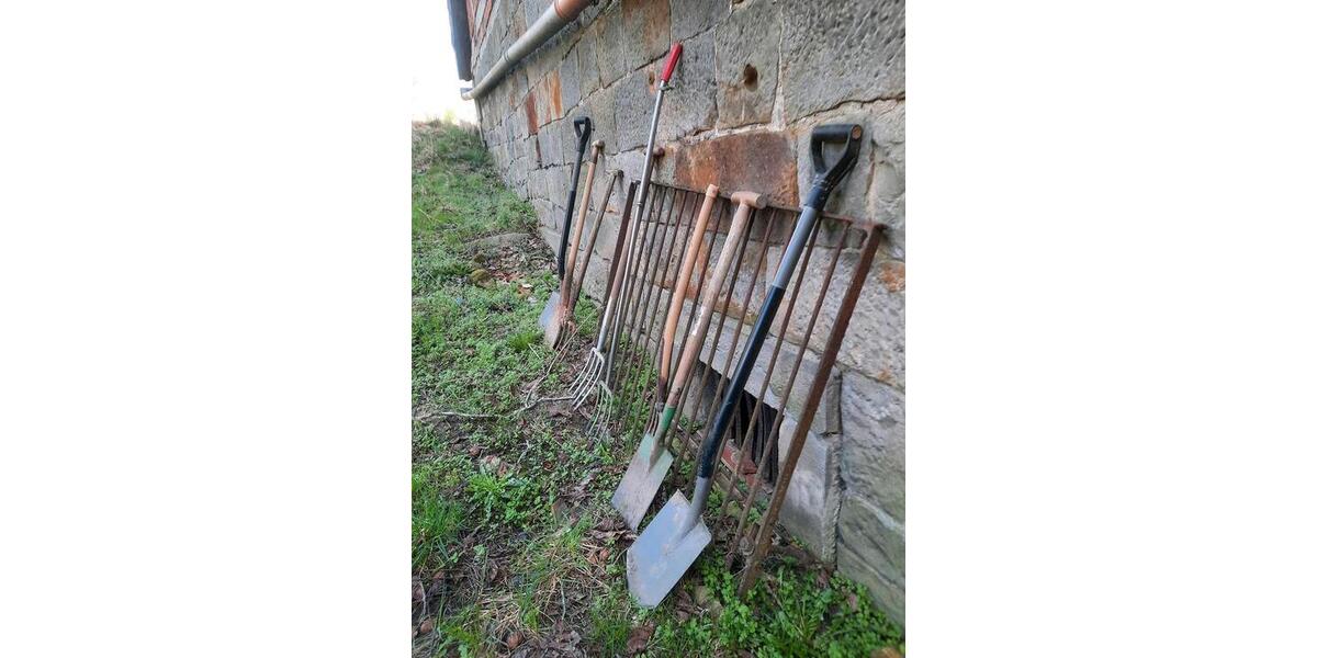 Erdgeschoßwohnung Springe - 4 Zimmer, 86 m&sup2;, 1.100&euro; | Angebot:25851897