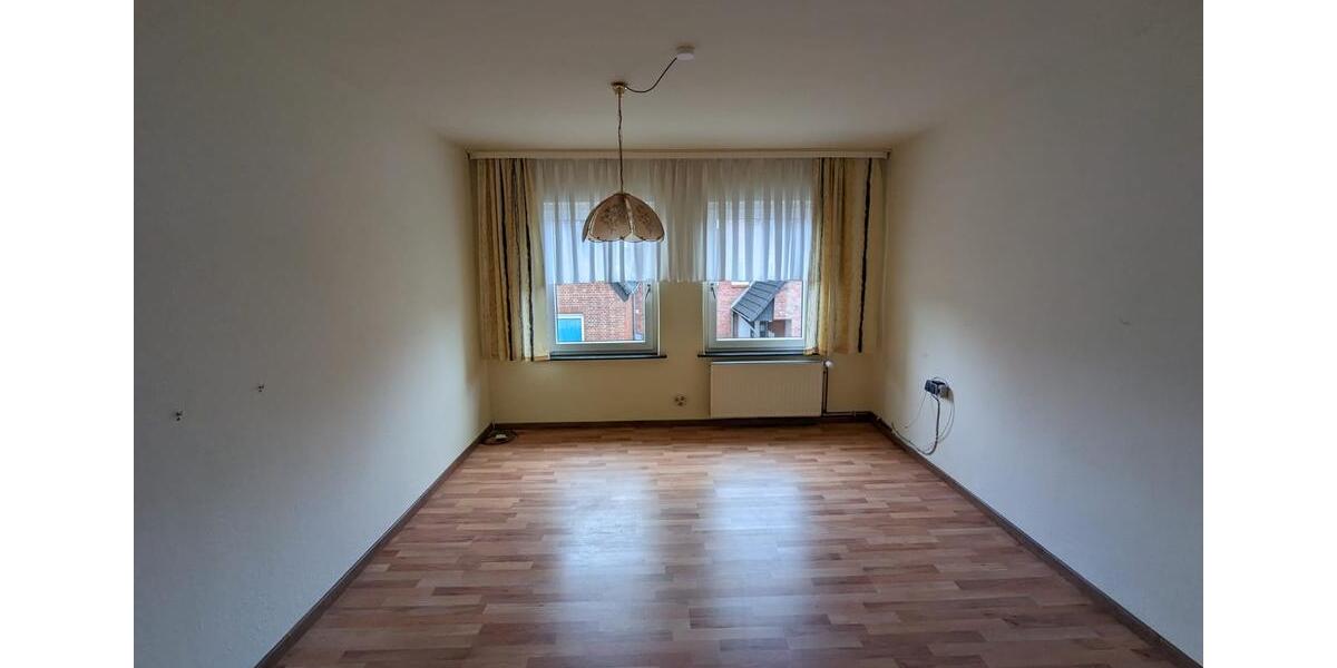 Etagenwohnung Lehrte - 3 Zimmer, 71 m&sup2;, 568&euro; | Angebot:25994100
