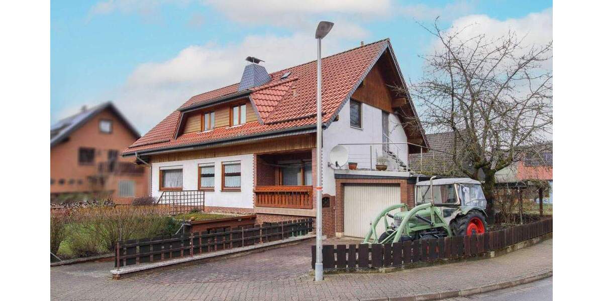 Einfamilienhaus Delligsen - 7 Zimmer, 199.000&euro; | Angebot:25802379