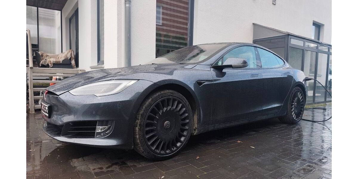 Tesla Model S 135.000 km 30.999 &euro; Ronnenberg 30952