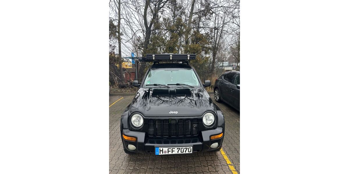 Jeep Cherokee 268.578 km 5.200 &euro; Hannover 30163