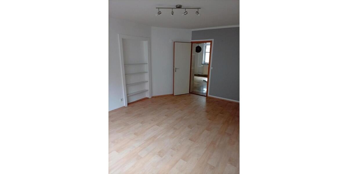 Erdgeschoßwohnung Sibbesse - 3.5 Zimmer, 83 m&sup2;, 560&euro; | Angebot:25104158