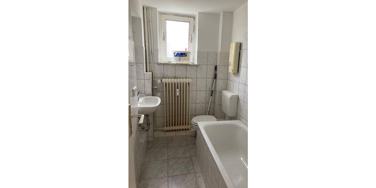 Etagenwohnung Salzgitter Lebenstedt - 3 Zimmer, 57 m&sup2;, 335&euro; | Angebot:25694982