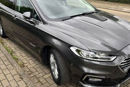 Ford Mondeo 74.000 km 19.000 &euro; Salzgitter 38259