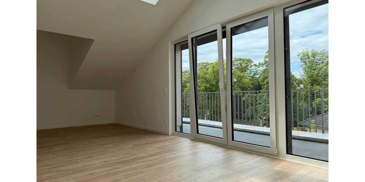 Dachgeschoßwohnung Laatzen - 2 Zimmer, 82 m&sup2;, 1.090&euro; | Angebot:26541033