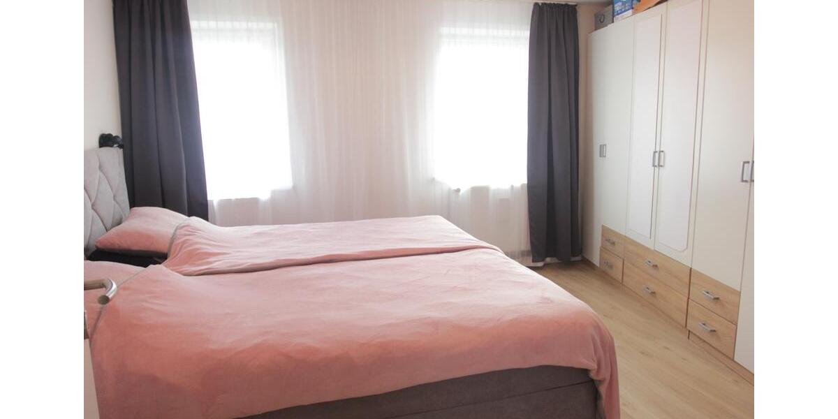 Etagenwohnung Sibbesse - 3 Zimmer, 77 m&sup2;, 550&euro; | Angebot:25369504