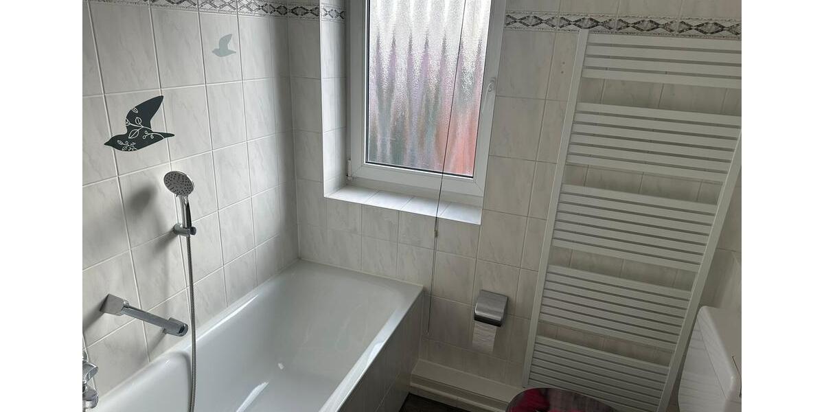 Dachgeschoßwohnung Sehnde - 3 Zimmer, 89 m&sup2;, 800&euro; | Angebot:25989530