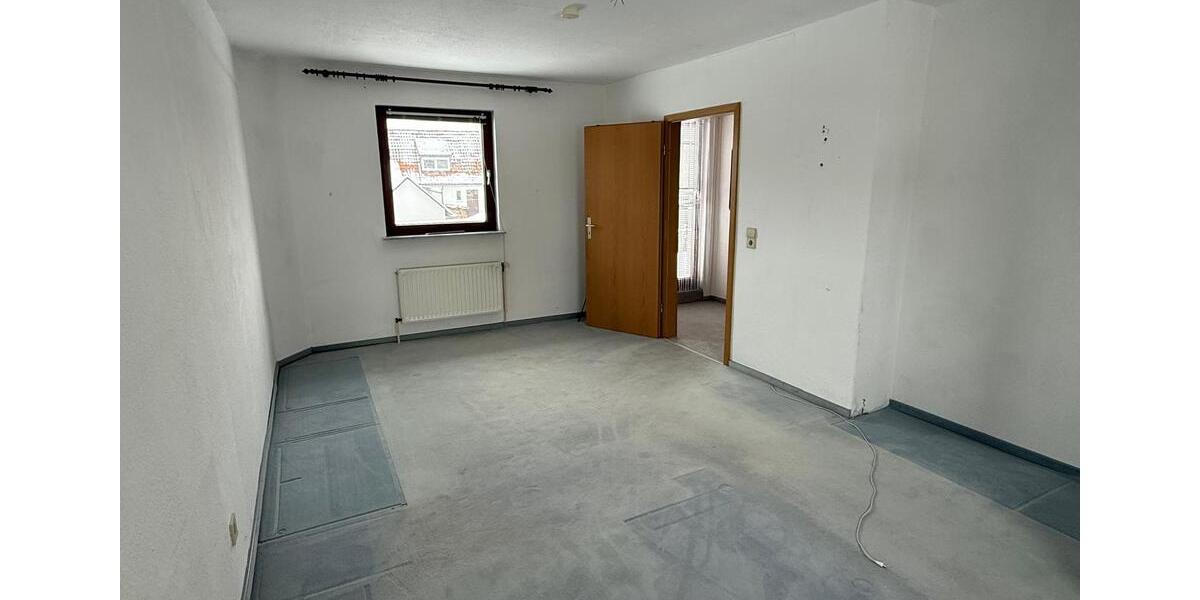 Reihenhaus Salzgitter - 3 Zimmer, 111 m&sup2;, 200.000&euro; | Angebot:26016588