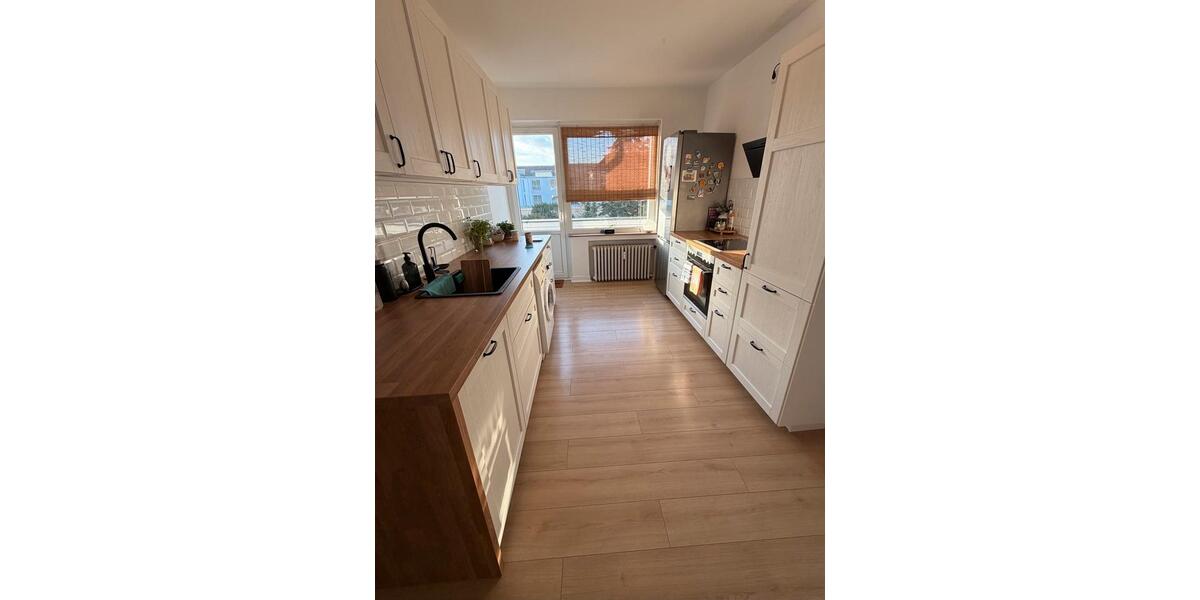 Etagenwohnung Hildesheim - 3.5 Zimmer, 133 m&sup2;, 1.064&euro; | Angebot:25648599