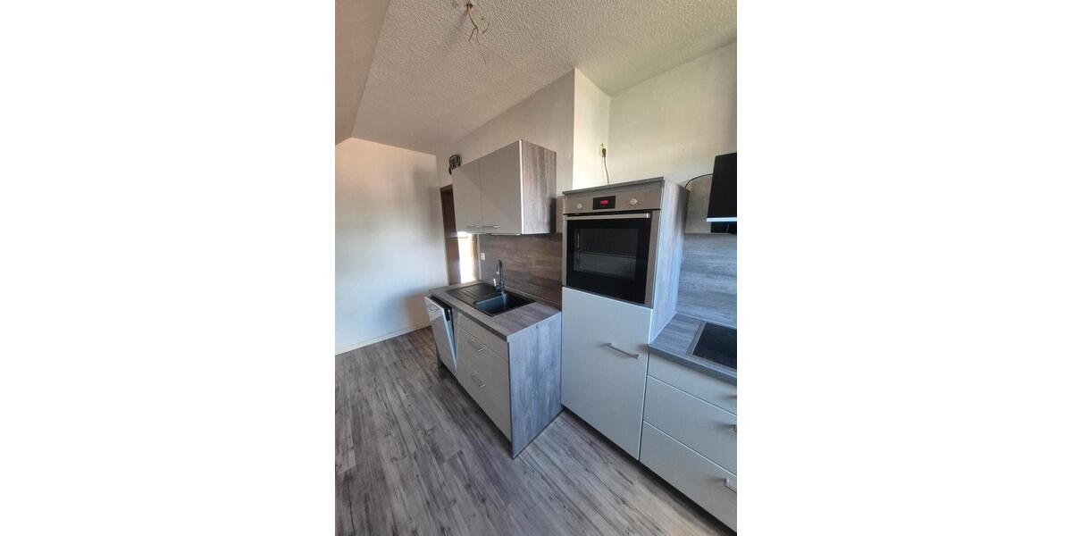 Dachgeschoßwohnung Coppenbrügge - 3 Zimmer, 80 m&sup2;, 600&euro; | Angebot:25640699