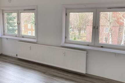 Wohnung Salzgitter Lebenstedt - 3 Zimmer, 61 m&sup2;, 357&euro; | Angebot:25473885