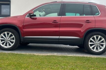 VW Tiguan 156.000 km 10.200 &euro; Sarstedt 31157