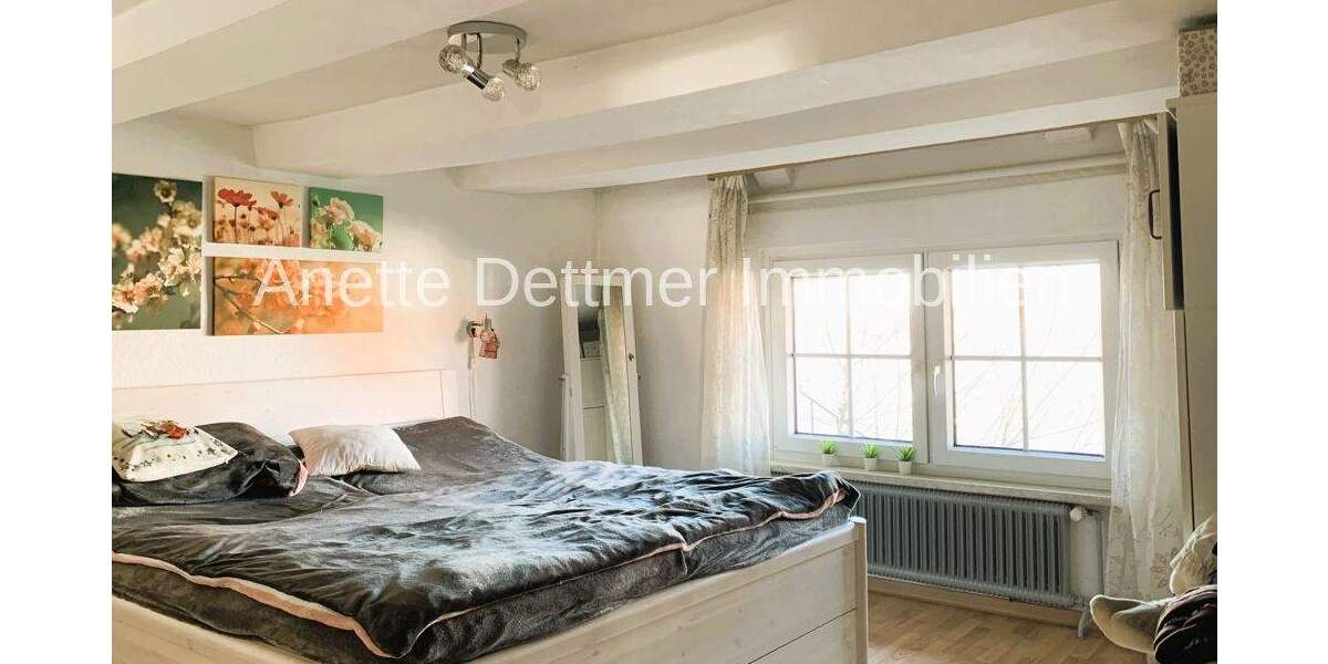 Mehrfamilienhaus, Wohnhaus Gronau (Leine) Rheden - 6 Zimmer, 221 m&sup2;, 299.000&euro; | Angebot:25695306