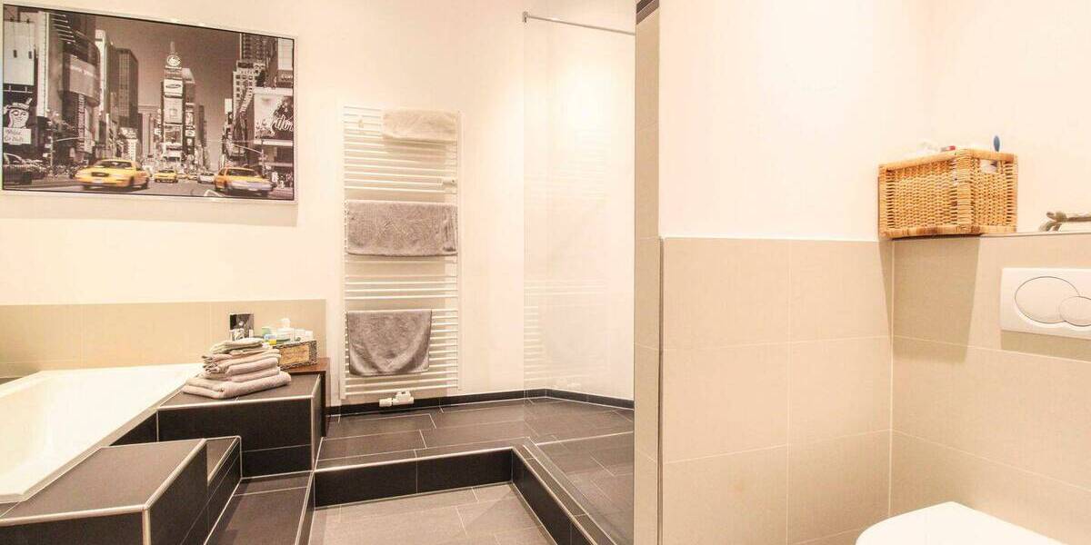 Etagenwohnung Hannover Mitte - 7 Zimmer, 307 m&sup2;, 1.300.000&euro; | Angebot:26657827
