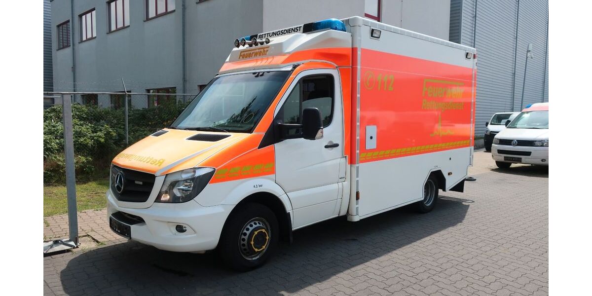 Mercedes-Benz Sprinter 321.878 km 10.400 &euro; Hannover 30179