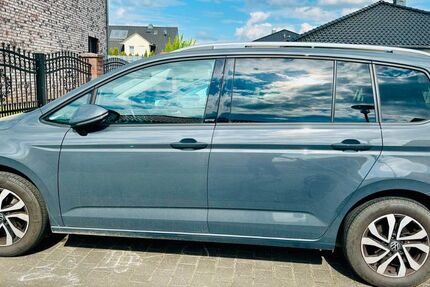 VW Touran 88.900 km 20.700 &euro; Peine 31224