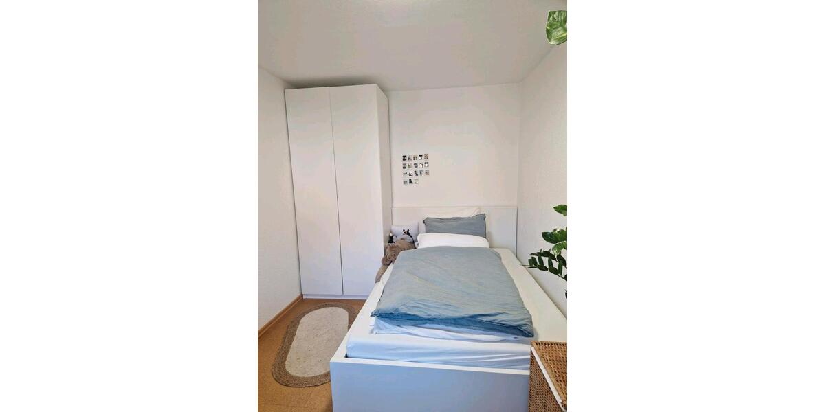 Etagenwohnung Hannover Buchholz-Kleefeld - 1 Zimmer, 12 m&sup2;, 420&euro; | Angebot:25883990