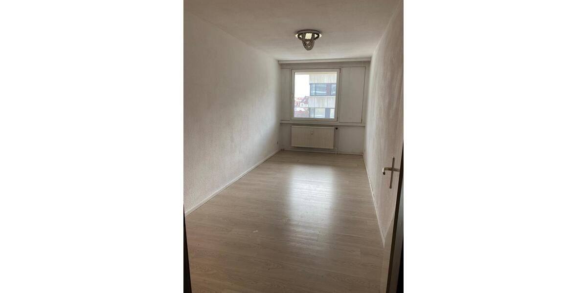 Etagenwohnung Hannover Linden-Limmer - 4 Zimmer, 96 m&sup2;, 900&euro; | Angebot:22183610