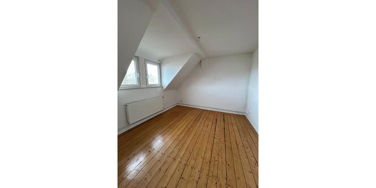 Dachgeschoßwohnung Alfeld (Leine) - 4 Zimmer, 100 m&sup2;, 690&euro; | Angebot:25489018