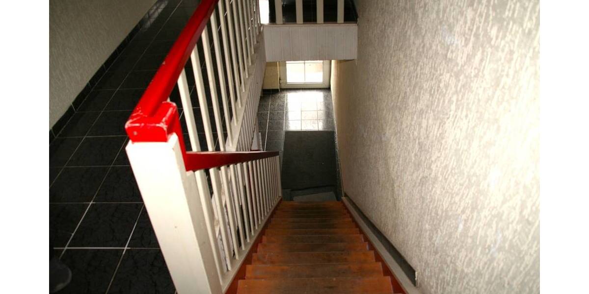 Mehrfamilienhaus, Wohnhaus Delligsen - 2 Zimmer, 500 m&sup2;, 190.000&euro; | Angebot:26036937