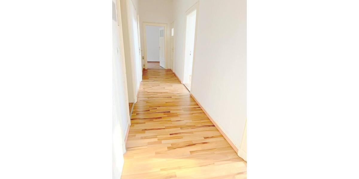 Etagenwohnung Alfeld (Leine) - 4 Zimmer, 90 m&sup2;, 380&euro; | Angebot:25884006
